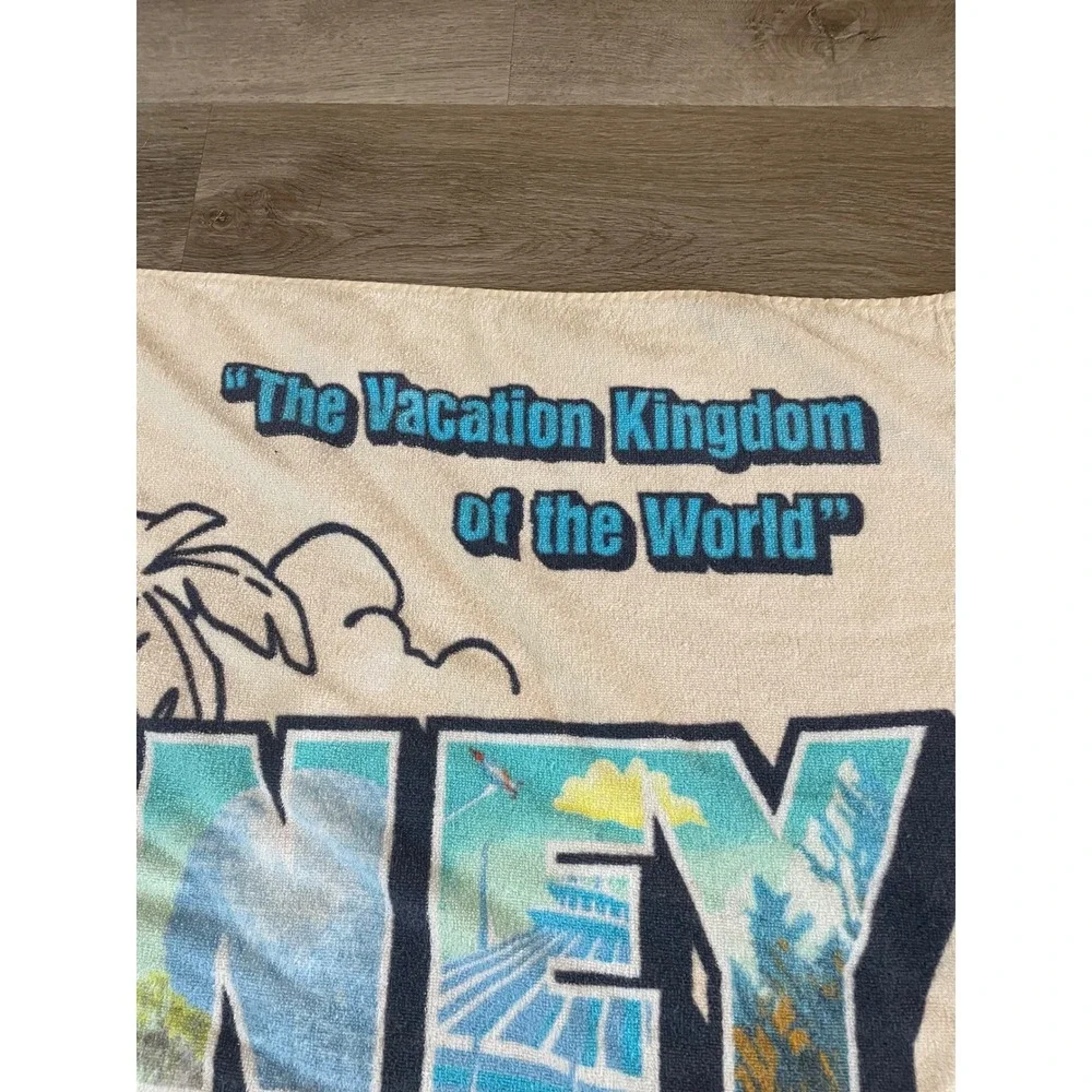 Disney Parks Walt Disney World Resort Beach Towel Cream Graphic 100% Cotton